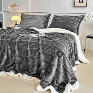 PATURA JOJO PREMIUM CU 2 FETE DE PERNA ZM 06